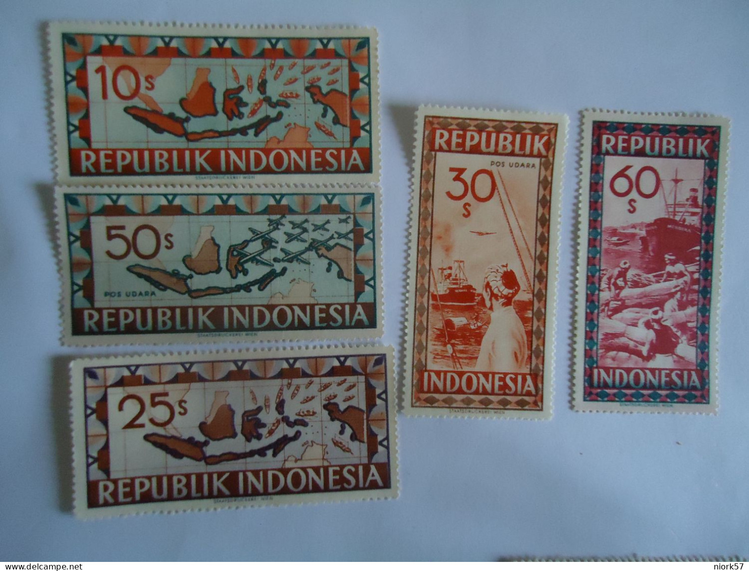 INDONESIA   MNH  5  STAMPS HISTORY MAPS - Indonesia