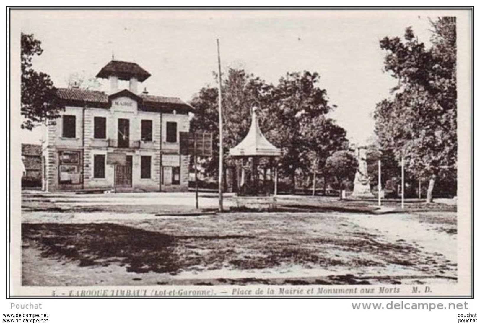 47) LAROQUE TIMBAUT - LA PRUNE EN AGENAIS - UN MARCHÉ - CARTE LOCALISEE A LAROQUE TIMBAUT EDITEUR A.CAVAILLE - 3 SCANS - Laroque Timbault