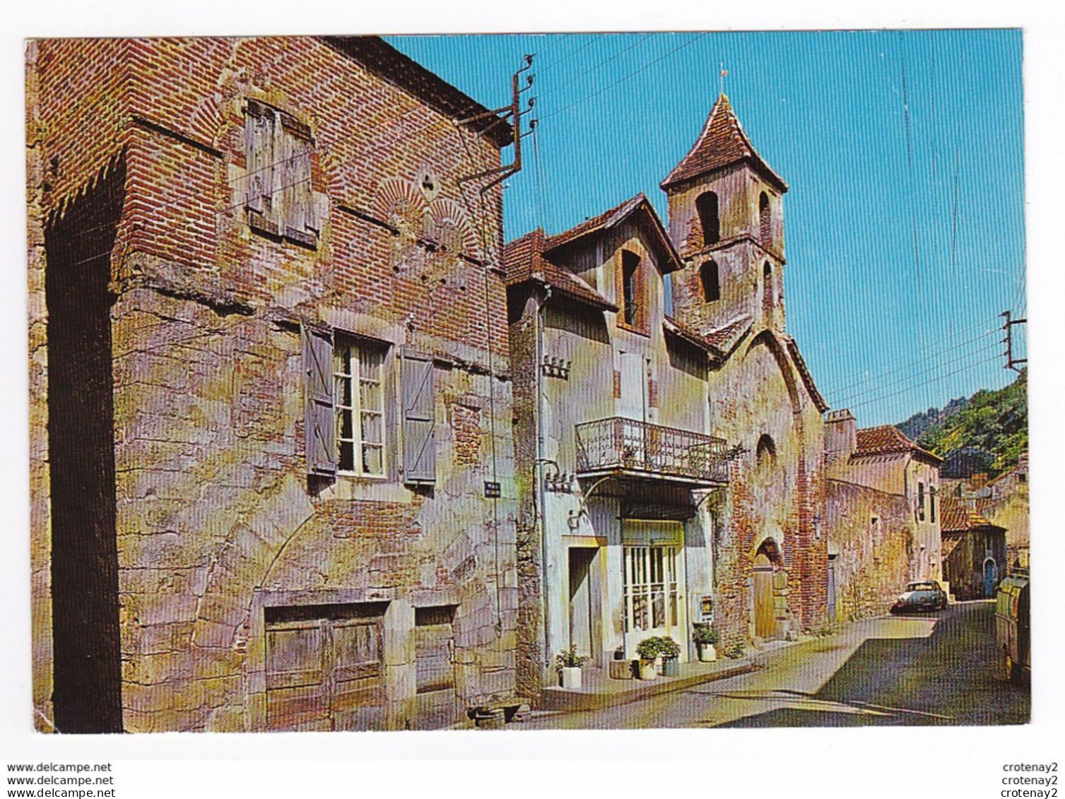 46 LUZECH Eglise Des Pénitents Maison Des Consuls En 1985 Citroën 2CV Camionnette Renault Dauphine - Luzech