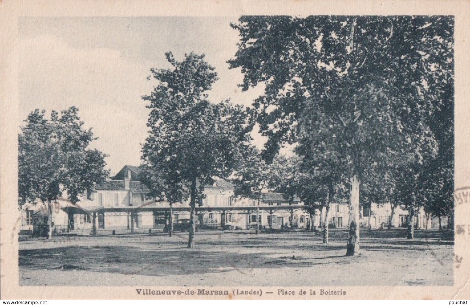 Y16-40) VILLENEUVE DE MARSAN (LANDES)  PLACE DE LA BOITERIE  - ( 2 SCANS ) - Villeneuve De Marsan