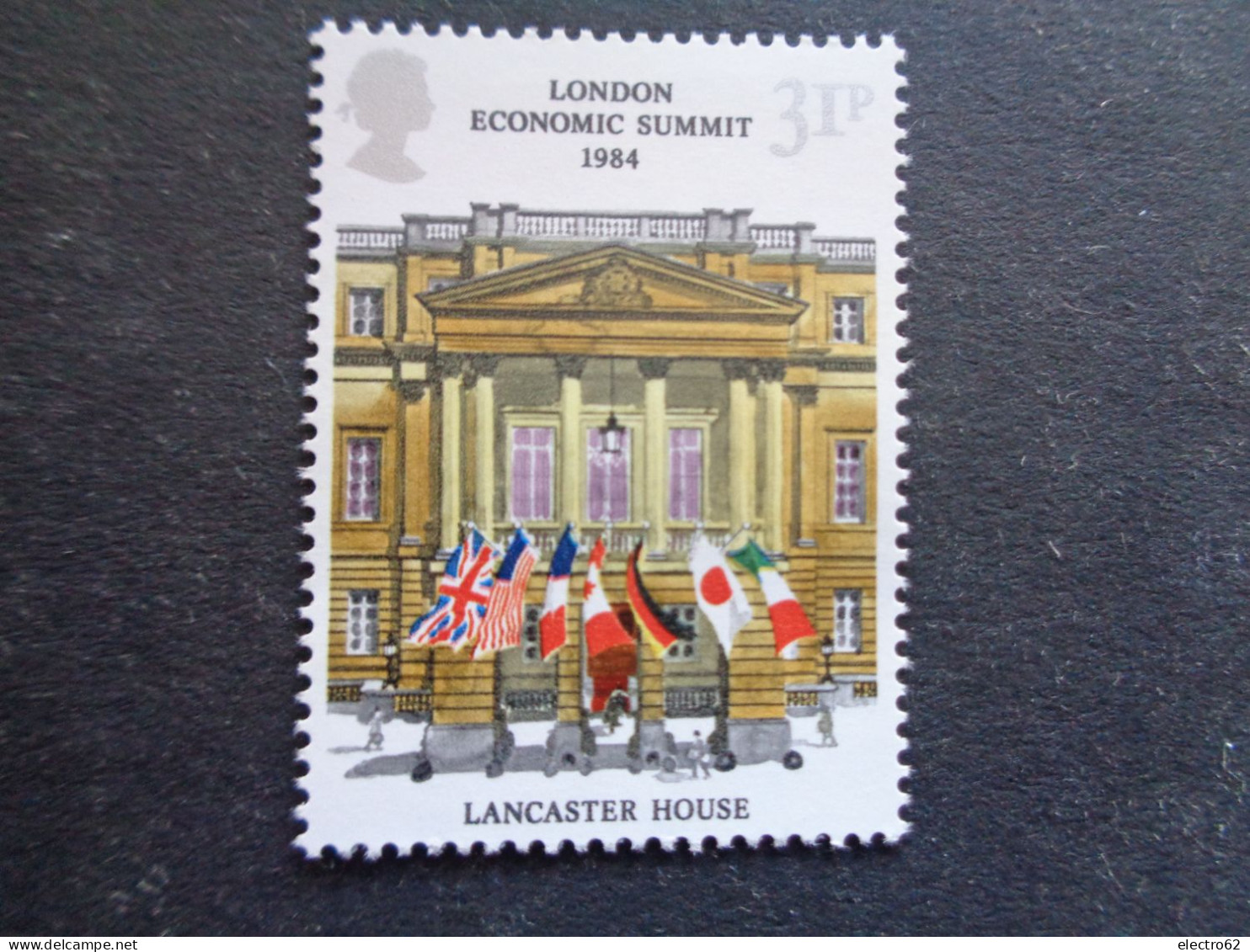 Grande-Bretagne Great Britain Lancaster House Londres London Drapeaux Flags Flag Großbritannien 1984 Neuf Gran Bretagna - Unused Stamps