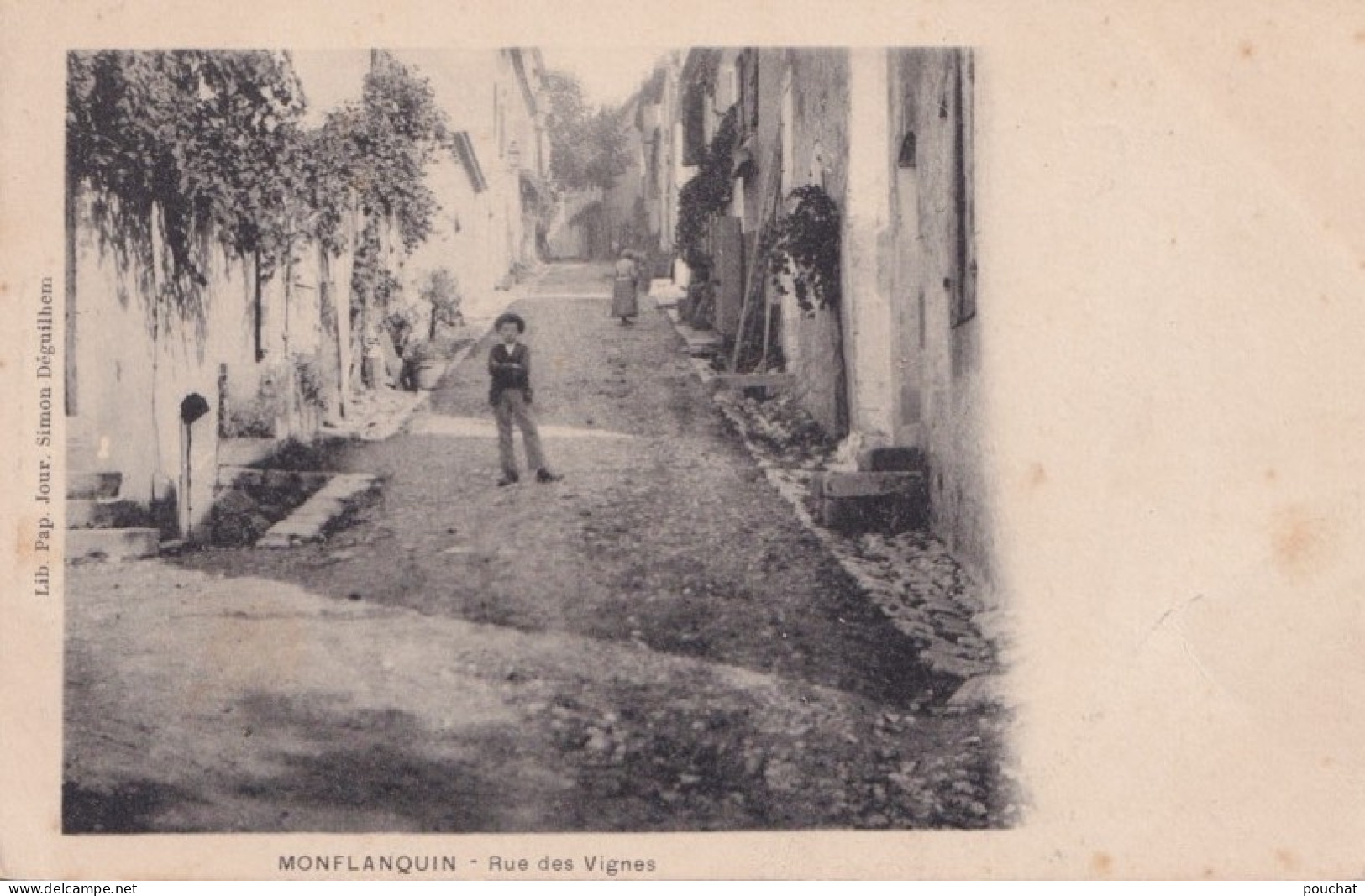 Y23- 47) MONFLANQUIN (LOT ET GARONNE)  RUE DES VIGNES - ANIMEE - PERSONNAGES - HABITANTS - ( 2 SCANS ) - Monflanquin