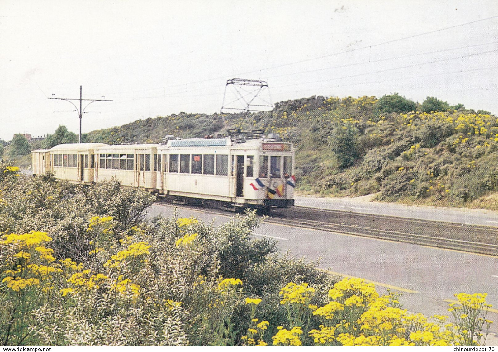 OOSTDUINKERKE  LE TRAM - Oostduinkerke