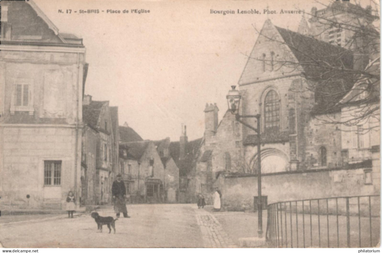 89  SAINT BRIS   Place De L' Eglise - Saint Bris Le Vineux