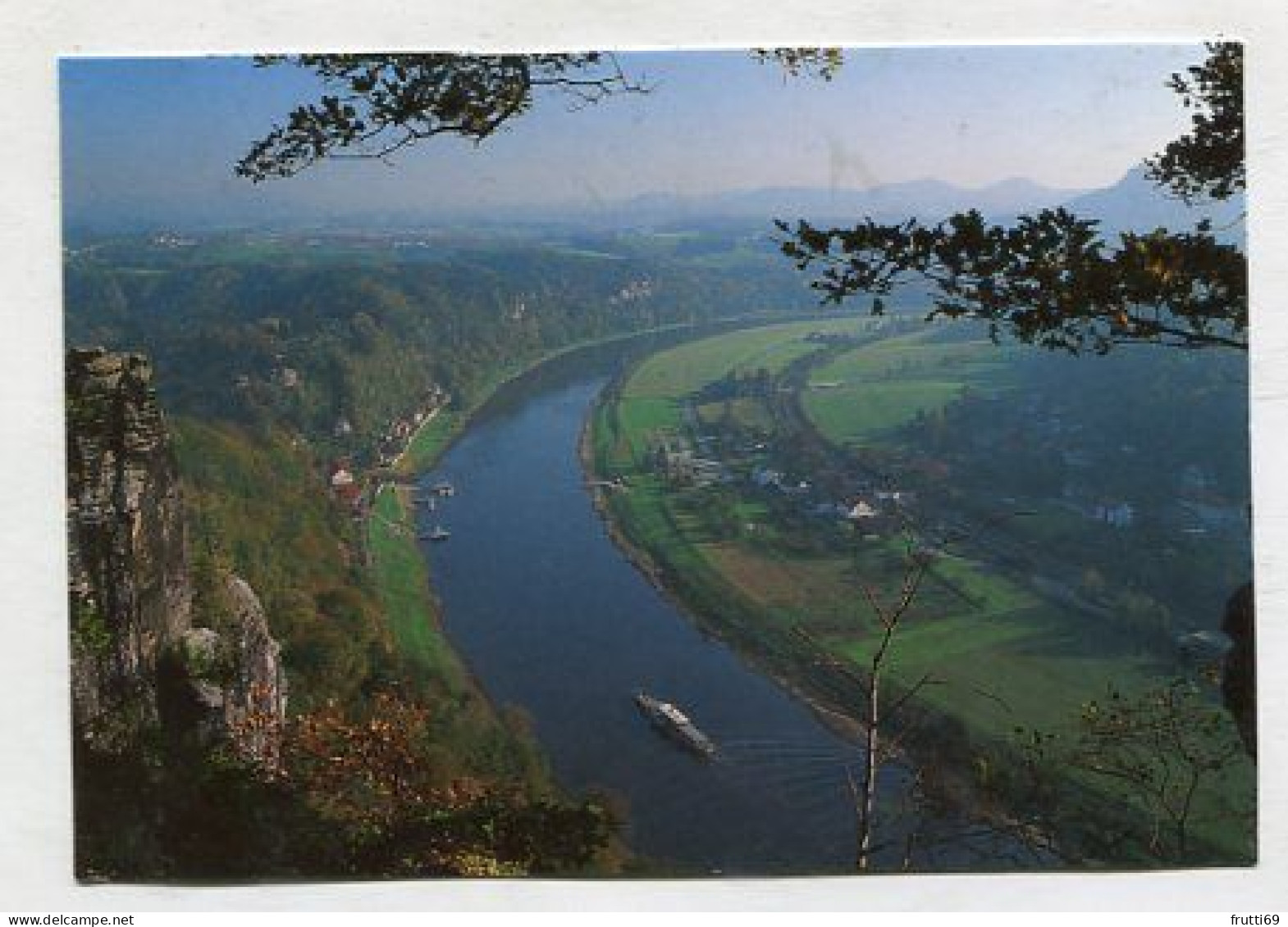 AK 211662 GERMANY - Blick Von Der Bastei Auf Rathen - Sächsische Schweiz - Rathen