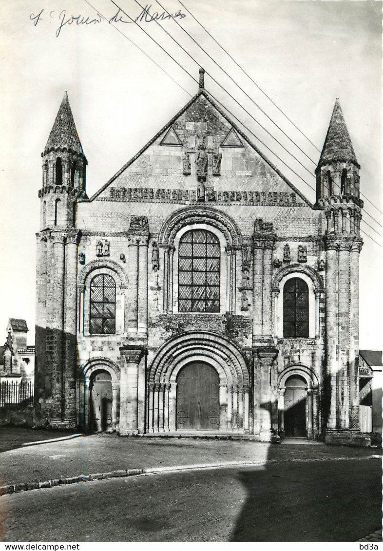 79 SAINT JOUIN DE MARNES ABBATIALE - Saint Jouin De Marnes