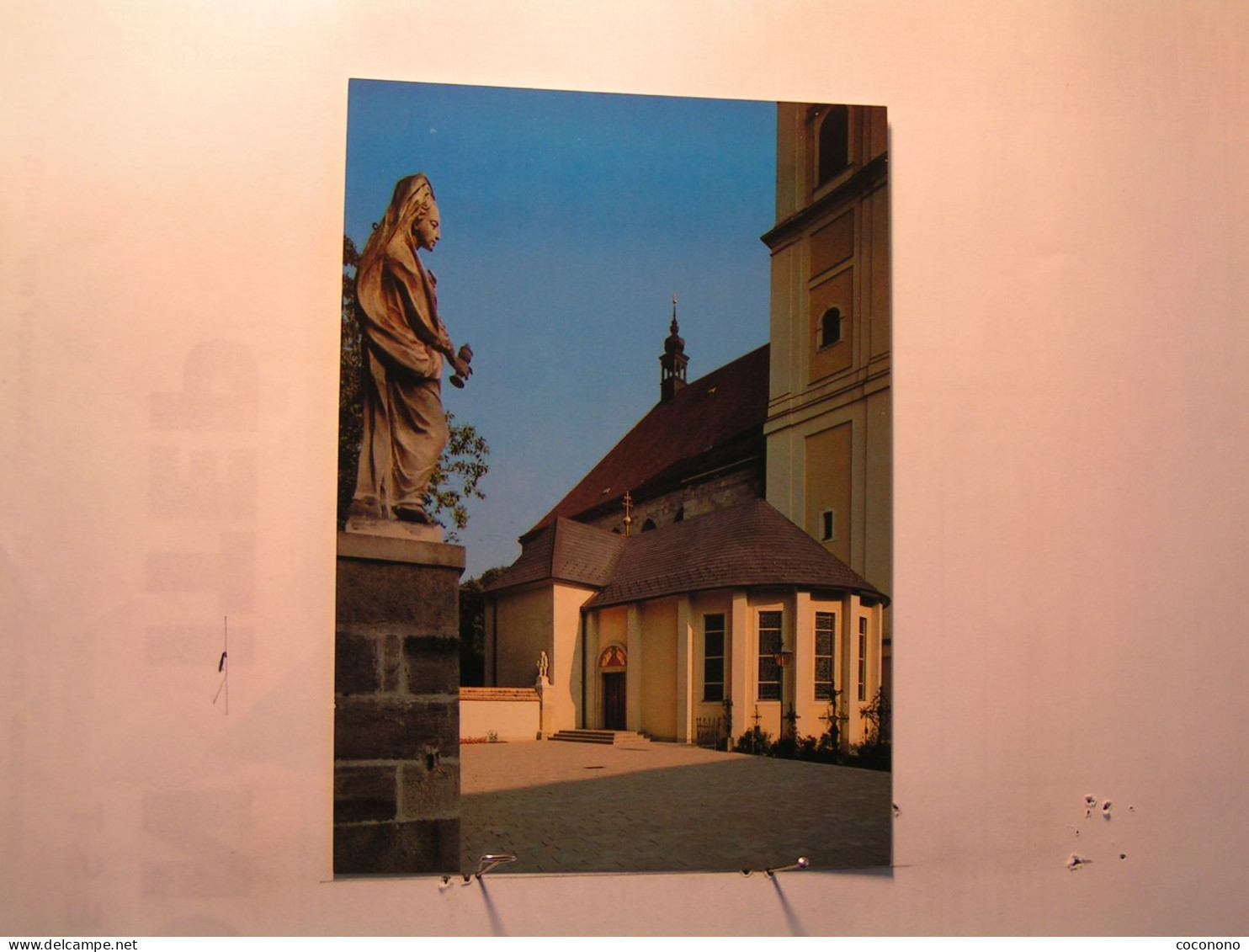 Stift Heiligenkreuz - Kreuzkirche - Gebaut 1983 - Heiligenkreuz