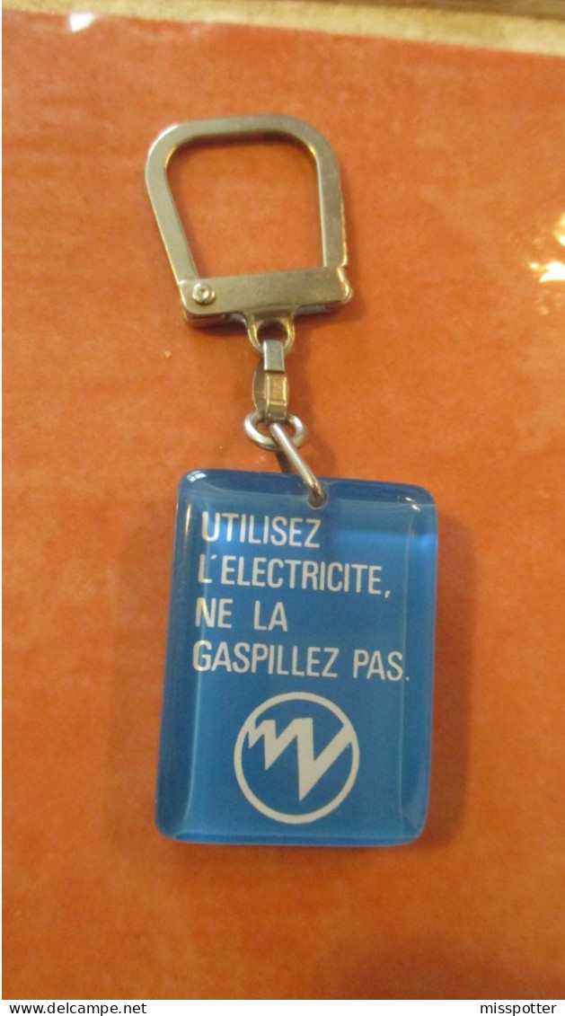 Rare Porte Clé Vintage EDF Bourbon Mobile - Porte-clefs