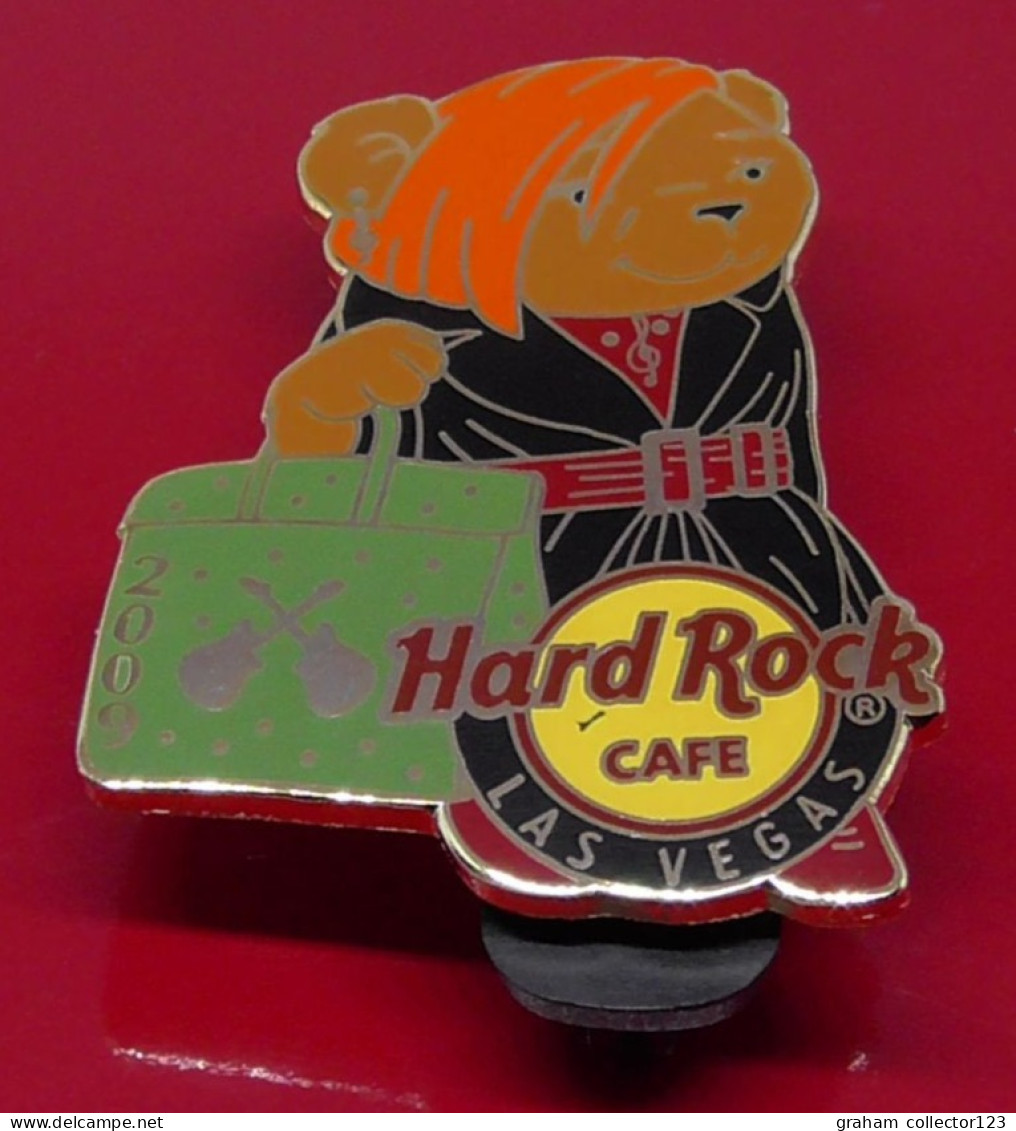 Hard Rock Cafe Enamel Pin Badge Las Vegas USA Handbag Bear 2009 - Musica