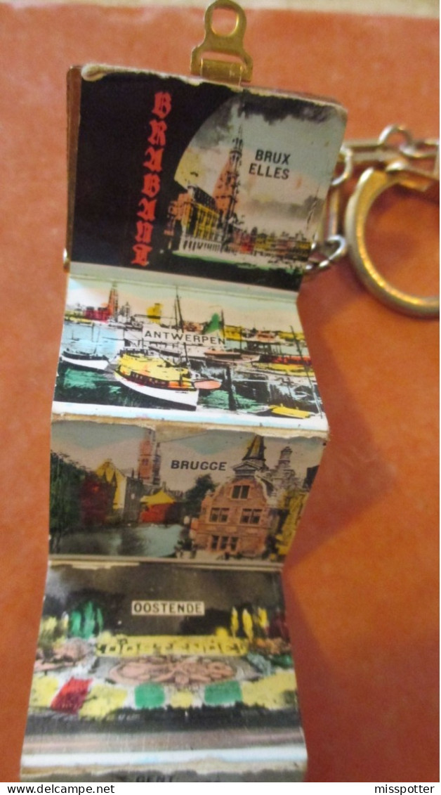 Porte Clé Vintage Dépliant Mini Cartes Postales Belgique Ostende Anvers Bruxelles Bruges, Gand Ypres Namur Blankenberge - Porte-clefs