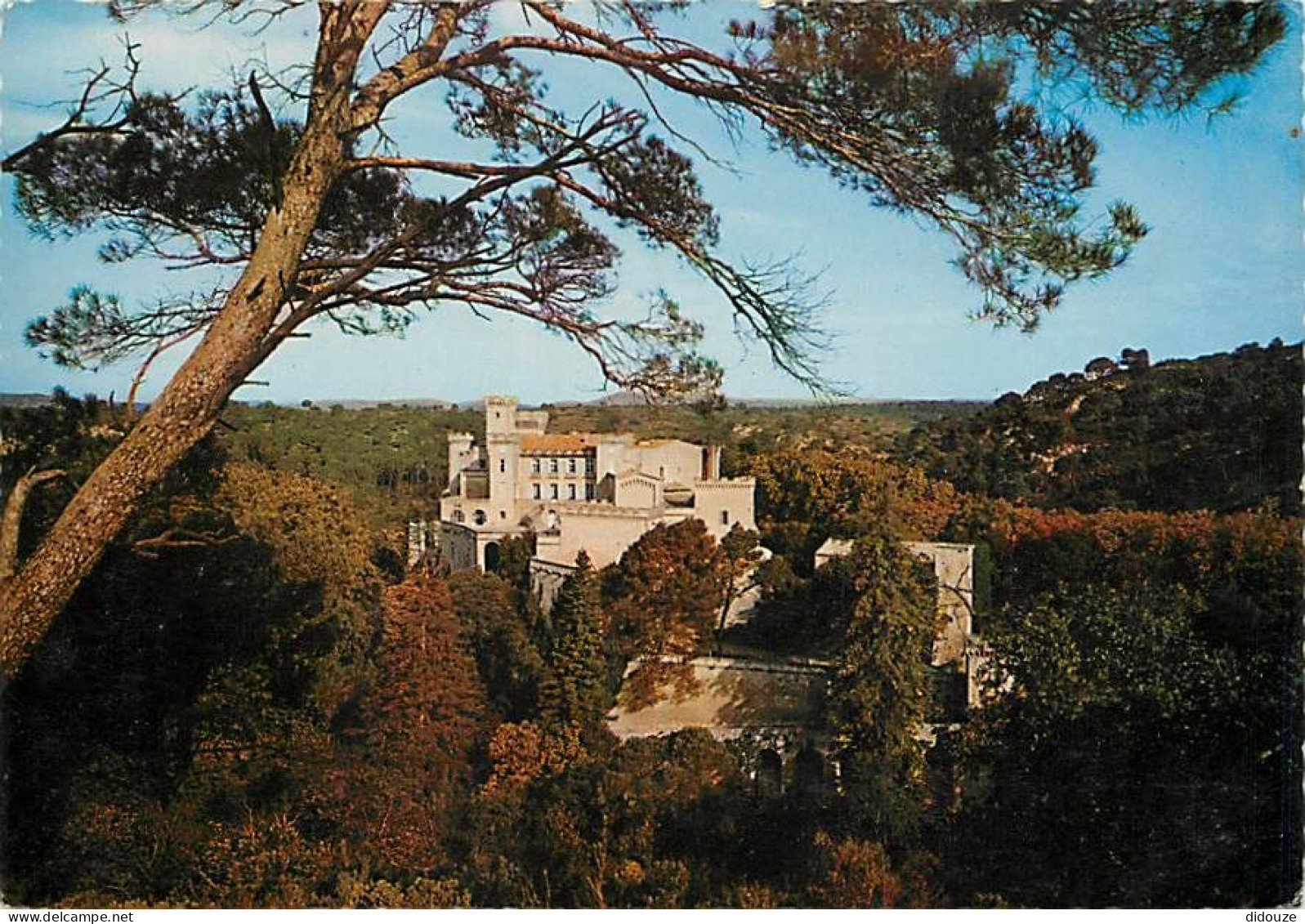 13 - Pélissanne - Château De La Barben - CPM - Voir Scans Recto-Verso - Pelissanne