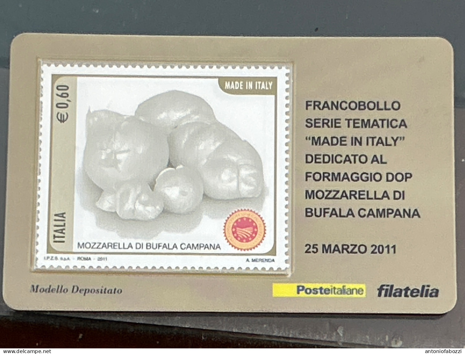 Tessera Filatelica Italia - 2011 - Made In Italy - Formaggi - Mozzarella Di Bufala Campana - Philatelic Cards