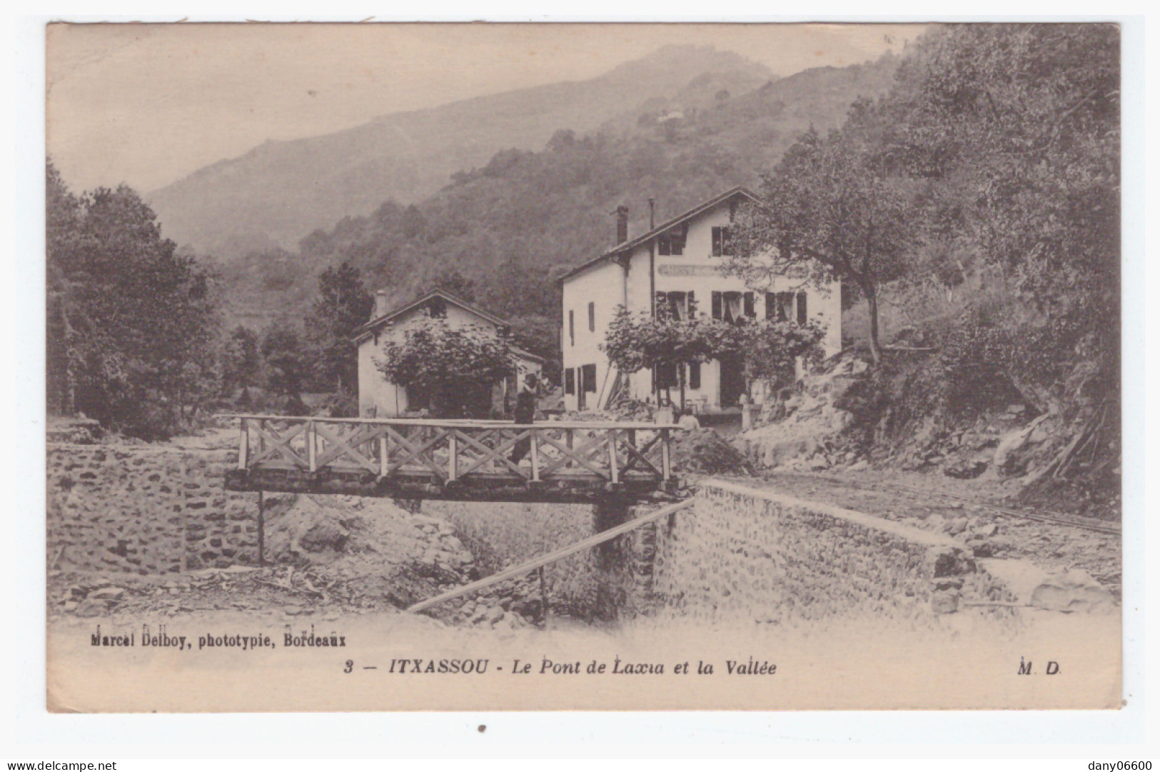 ITXASSOU - Le Pont De Laxia Et La Vallée  - Itxassou