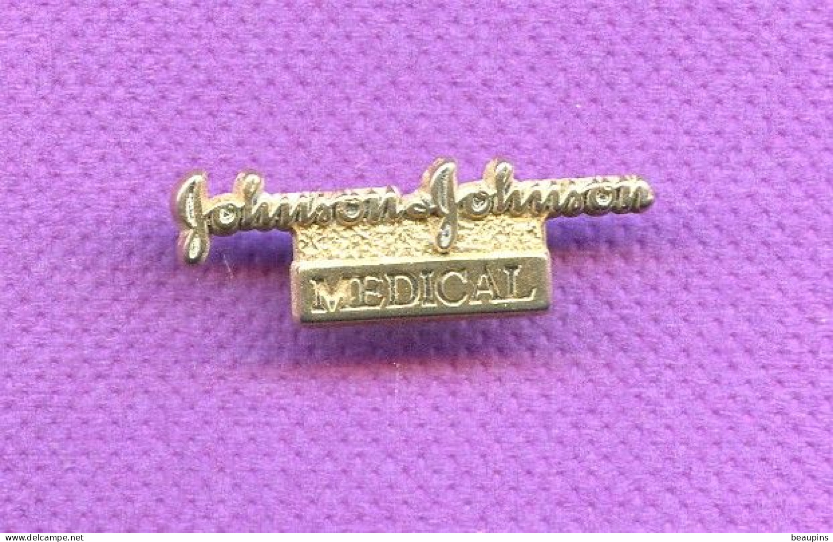 Rare Pins Johnson Et Johnson Medical N845 - Medical