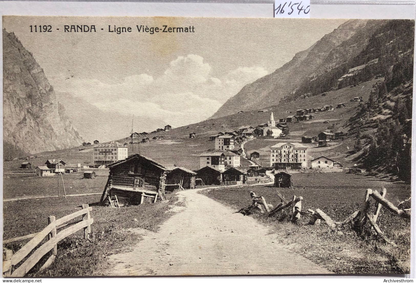 Randa (Valais) - Sur La Ligne Viège - Zermatt - Route Vers Les Hôtels Et L'église (16'540) - Randa