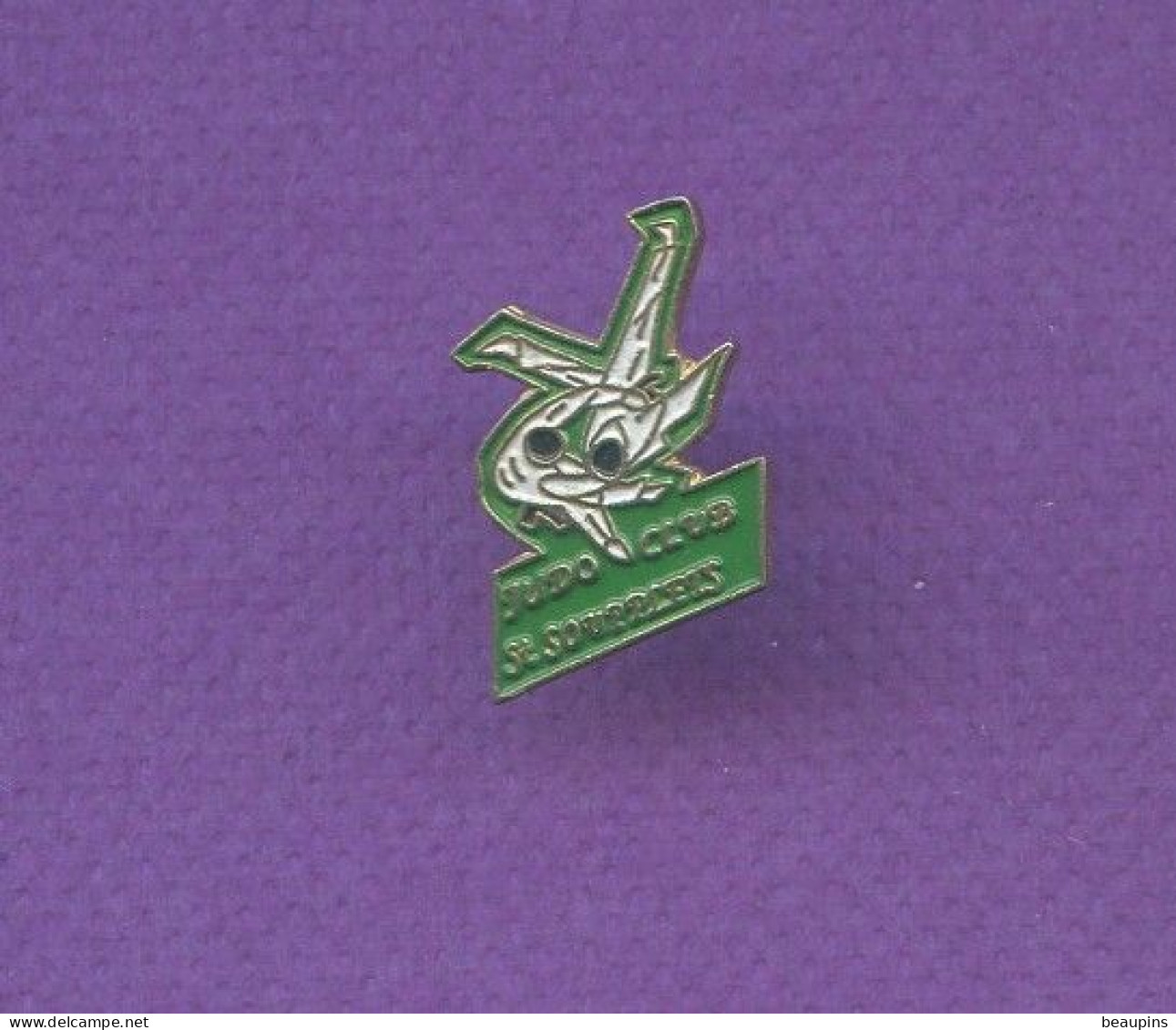 Rare Pins Judo Club St Soupplets 77 Seine Et Marne N864 - Judo