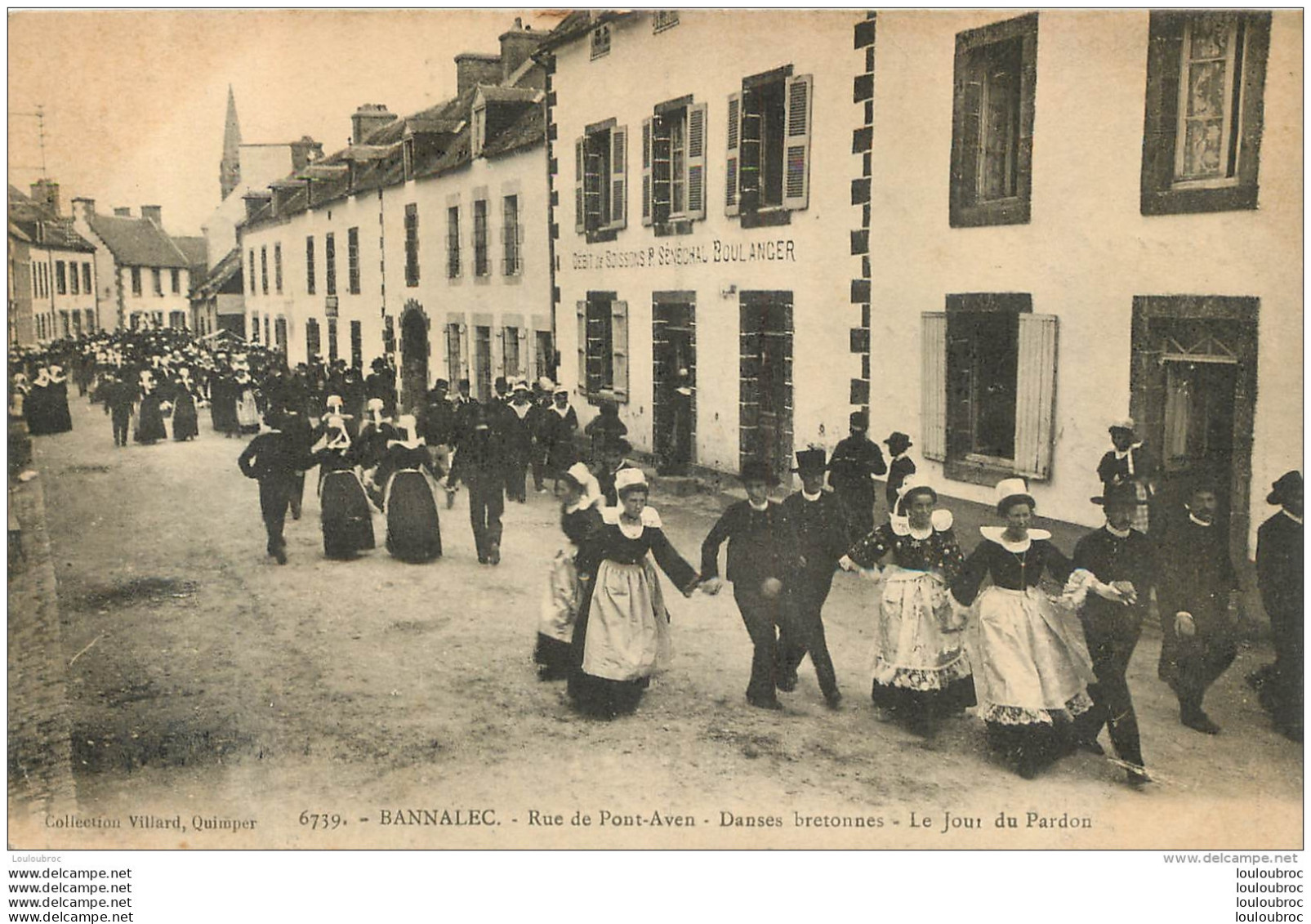 BANNALEC RUE DE PONT AVEN DANSES BRETONNES LE JOUR DU PARDON - Bannalec