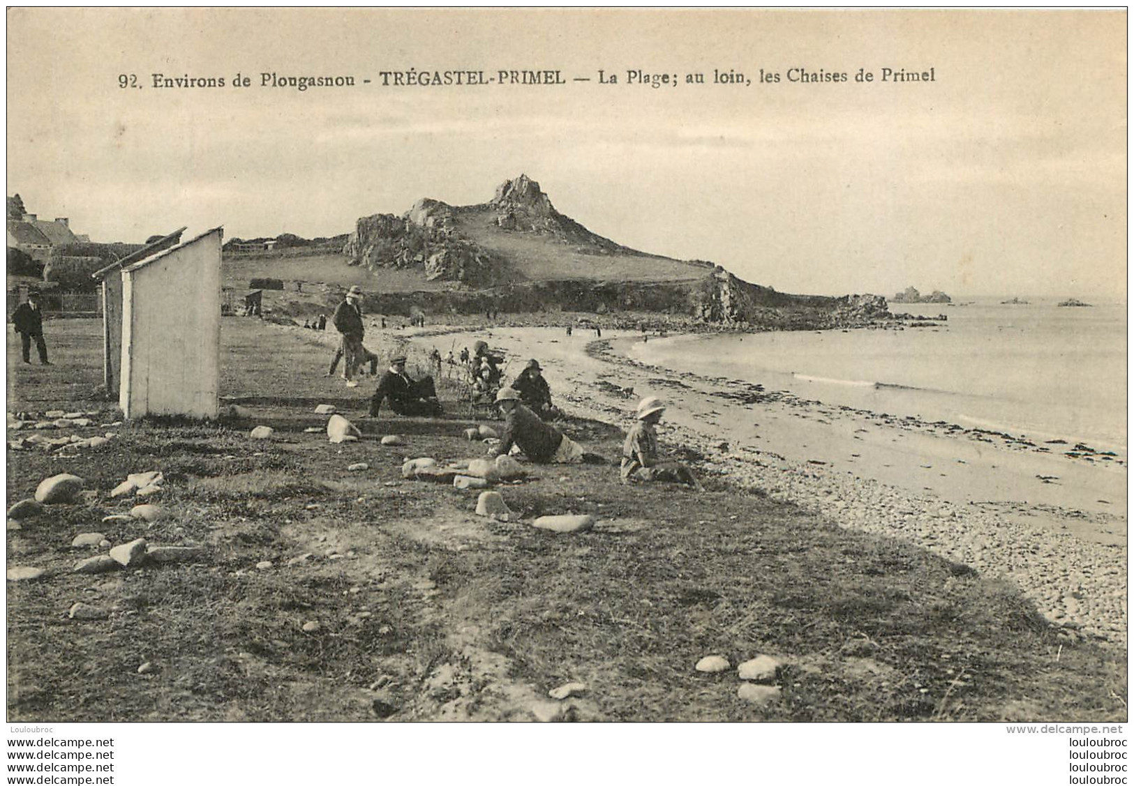 PRIMEL TREGASTEL LA PLAGE AU LOIN LES CHAISES DE PRIMEL - Primel