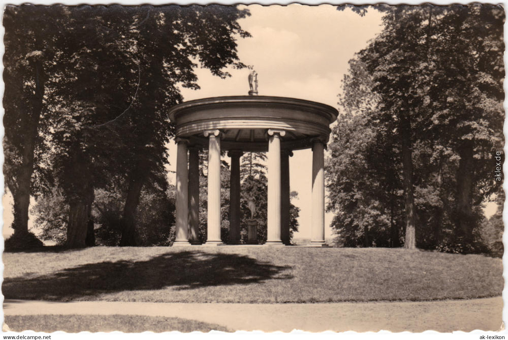 Foto Ansichtskarte Neustrelitz Hebetempel Im Stadtpark 1960 - Neustrelitz