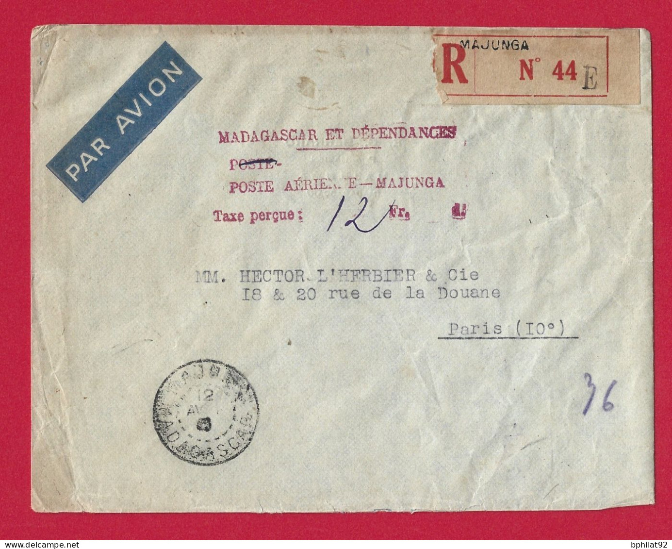 !!! MADAGASCAR, LETTRE RECOMMANDÉE PAR AVION AFFRANCHIE EN NUMÉRAIRE, DE MAJUNGA POUR PARIS DE 1943 - Poste Aérienne