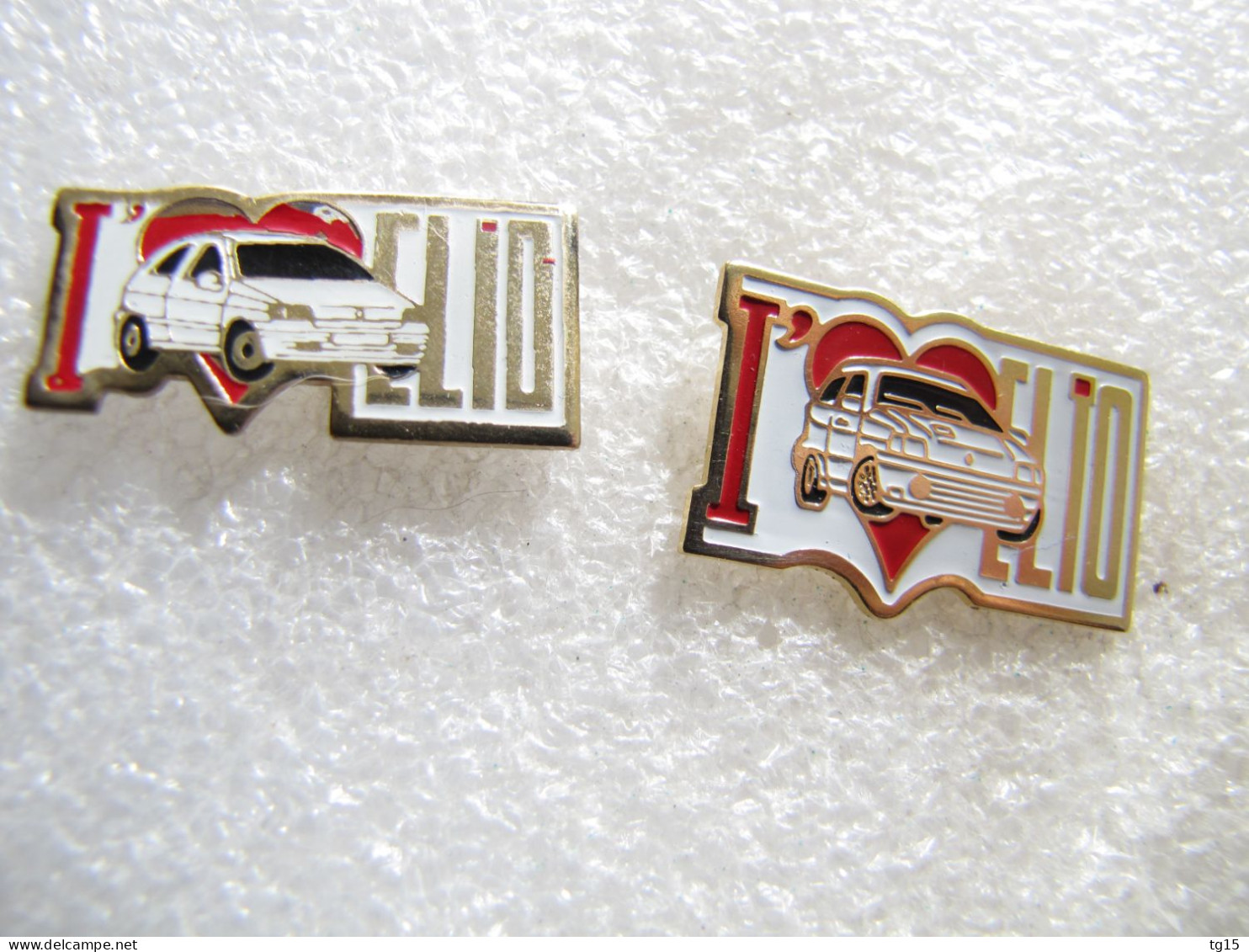 PIN'S   LOT 2  CLIO  ET CLIO 16 S - Renault