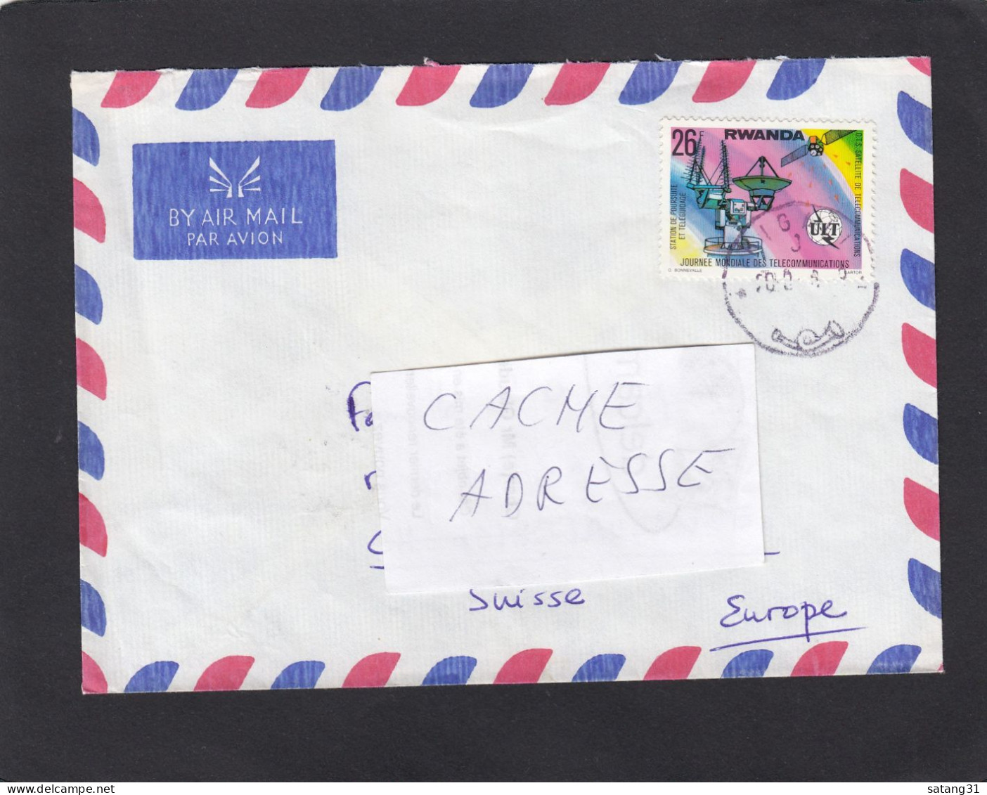 2 LETTRES AVEC TIMBRES DIFFERENTS "UIT",1977. - Storia Postale