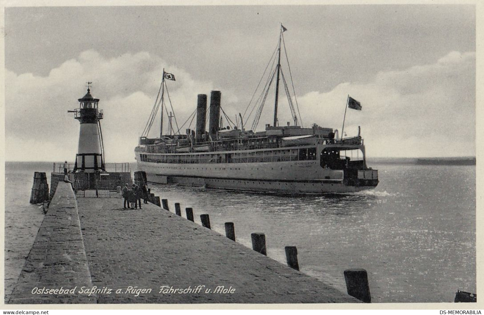 Sassnitz - Fahrschiff U.Mole , Leuchtturm Lighthouse - Sassnitz