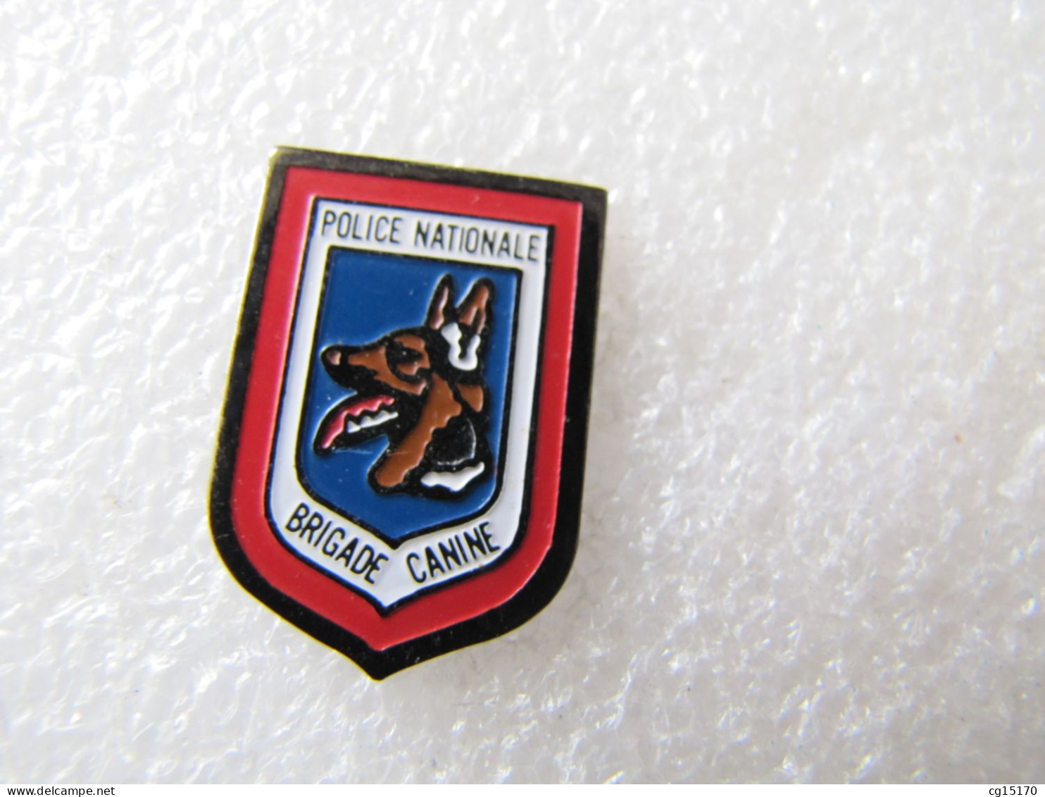 PIN'S    POLICE  BRIGADE CANINE - Animaux