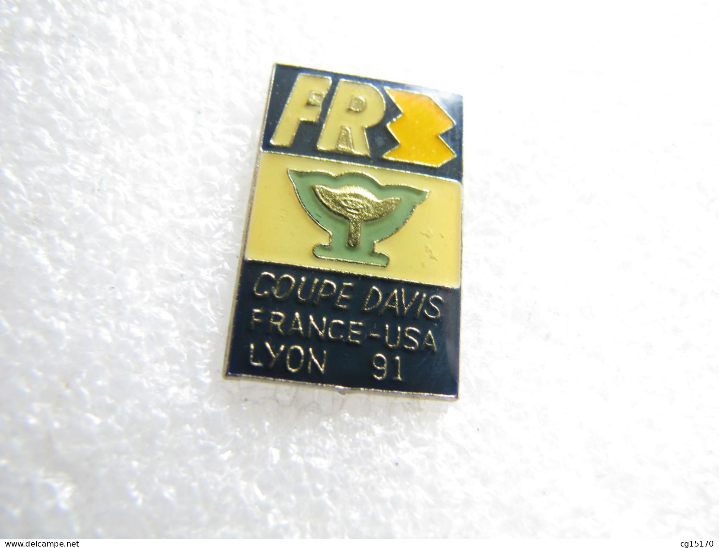 RARE PIN'S  MEDIA   FR 3   COUPE DAVIS    FRANCE USA   LYON 1991 TENNIS - Médias