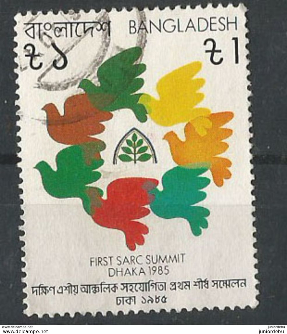 Bangladesh -1985 - 1st SAARC SUMMIT  - USED.  Condition As Per Scan. ( OL 20.6.17 ) - Bangladesh