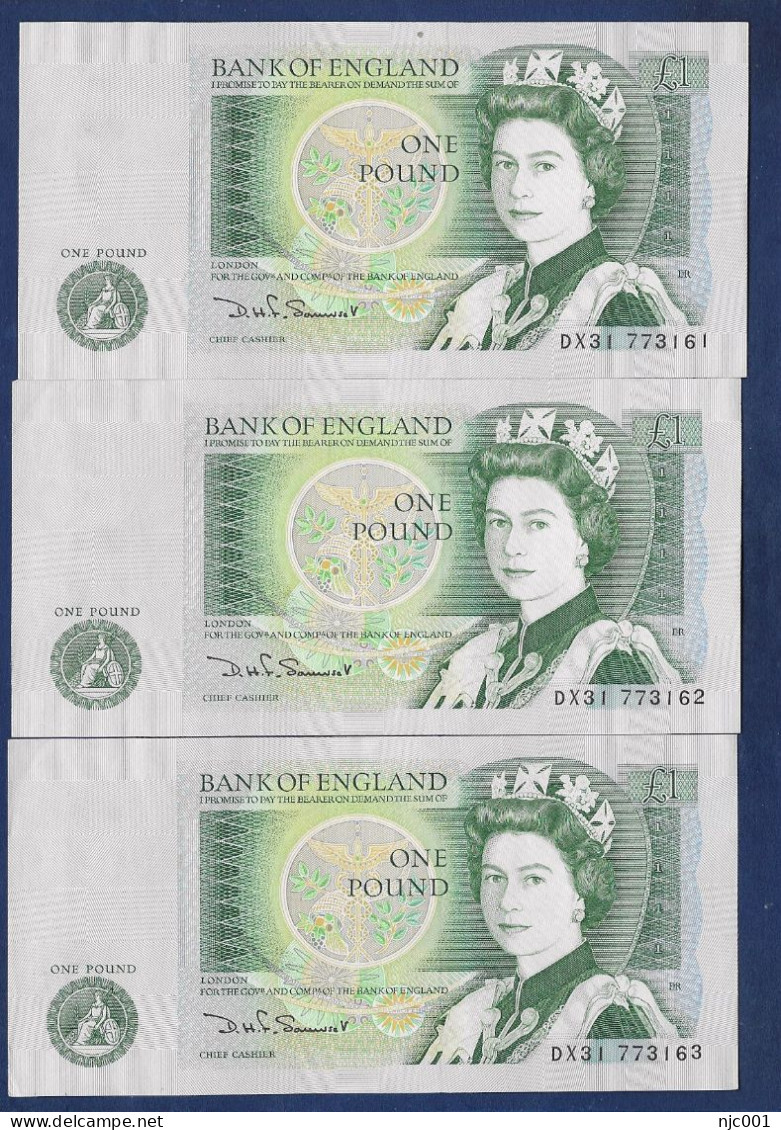 Somerset 3 Consecutive 1 Pound Banknotes DX31 - 1 Pound