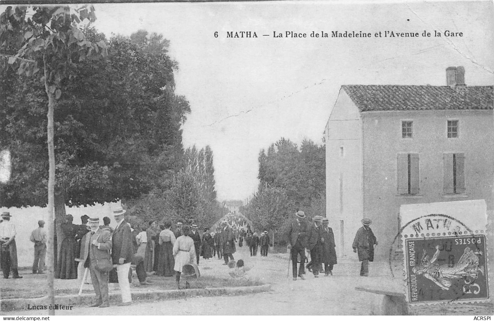 17 MATHA Place De La Madeleine Et Avenue De La Gare (Scans R/V) N° 46 \MO7003 - Matha