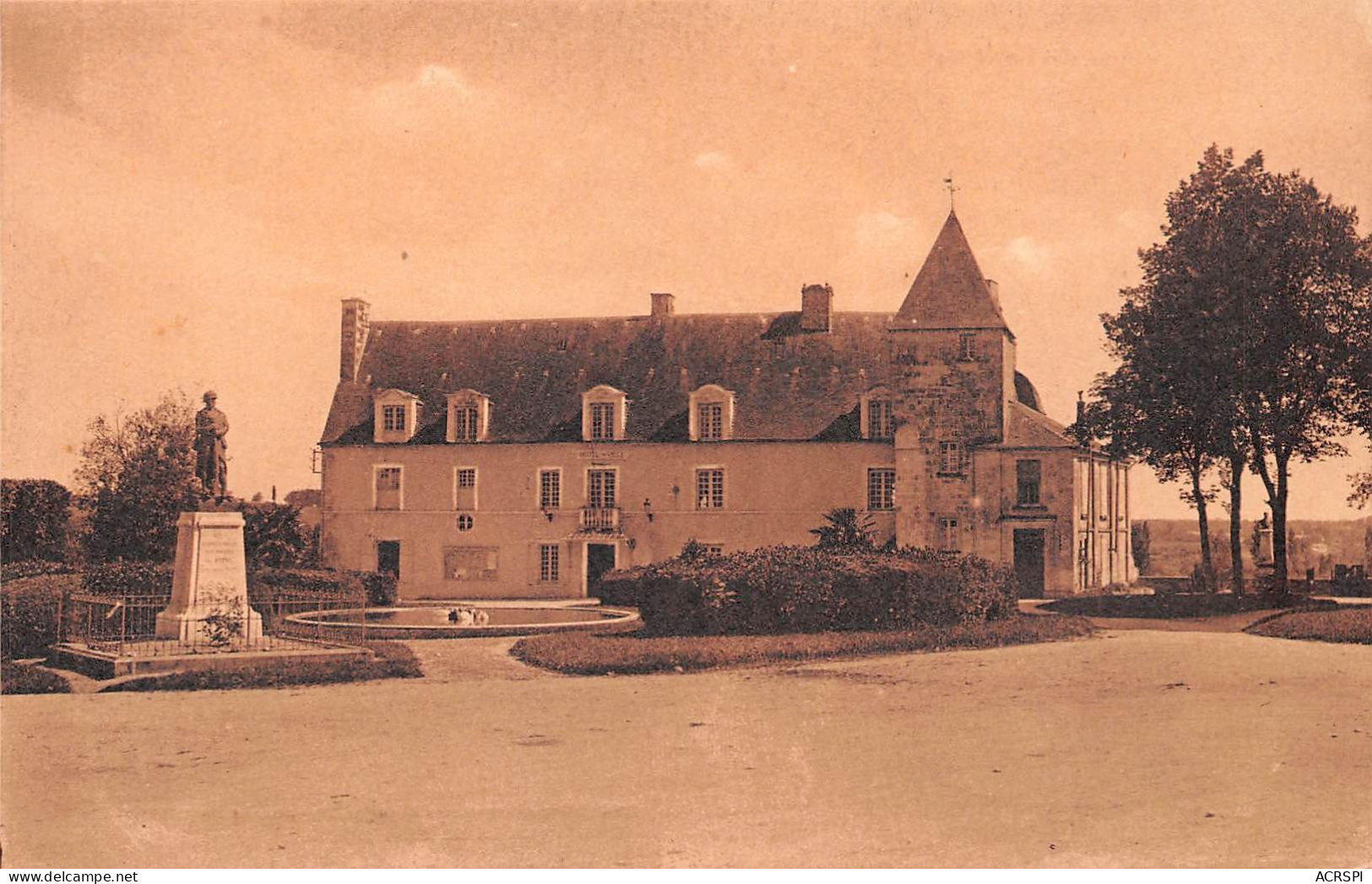 17  PONS Place Du Chateau (Scans R/V) N° 36 \MO7003 - Pons