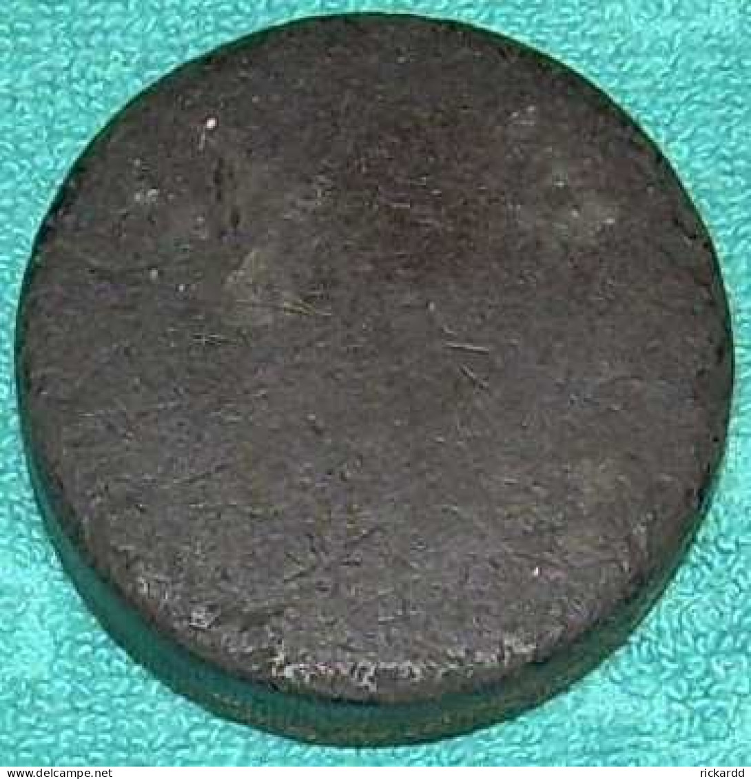 Hockey Puck From The 70's? Youth Size? - Other & Unclassified