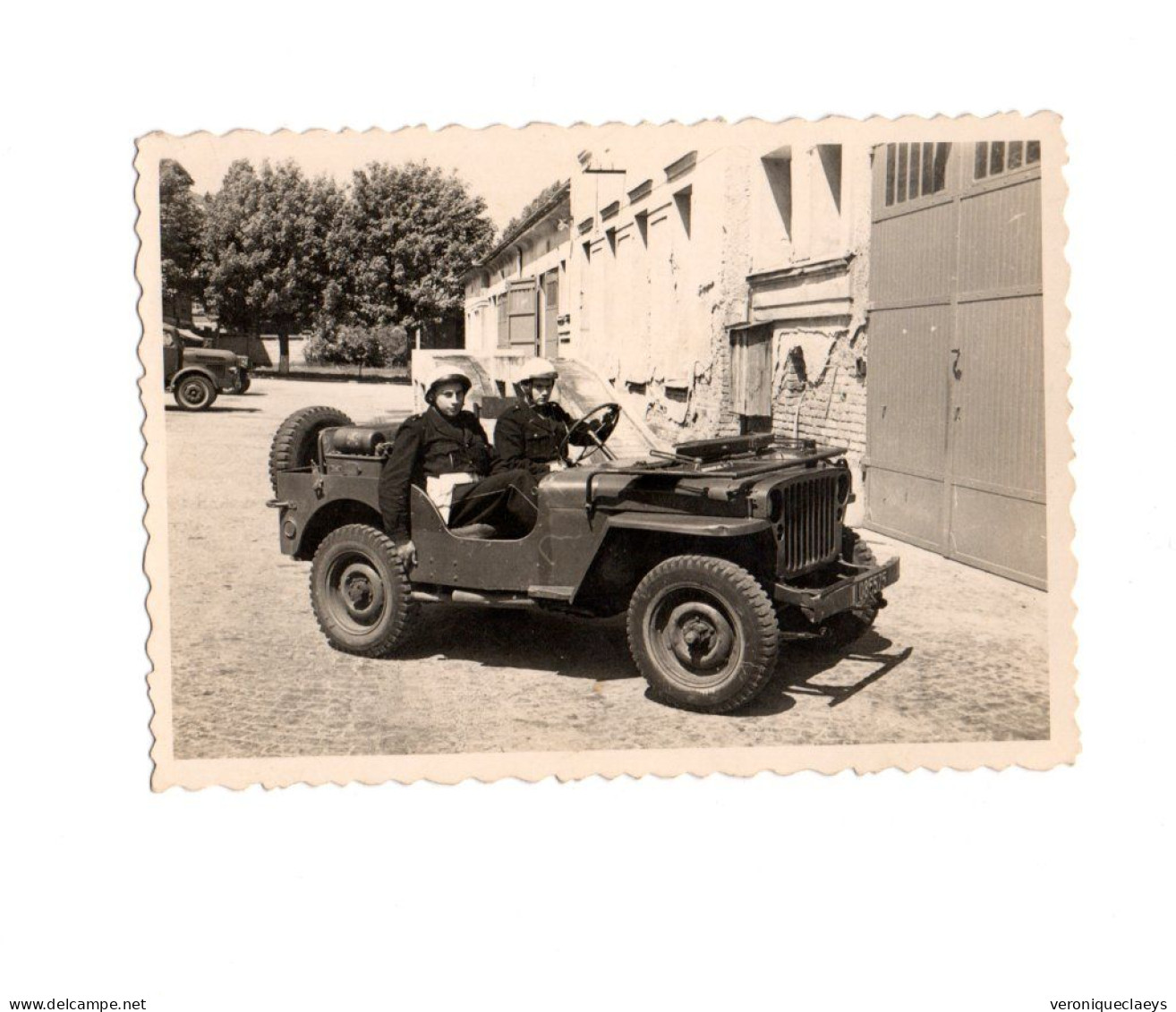 Photo Ancienne Militaires Dans Une Jeep C1/9 - 1939-45