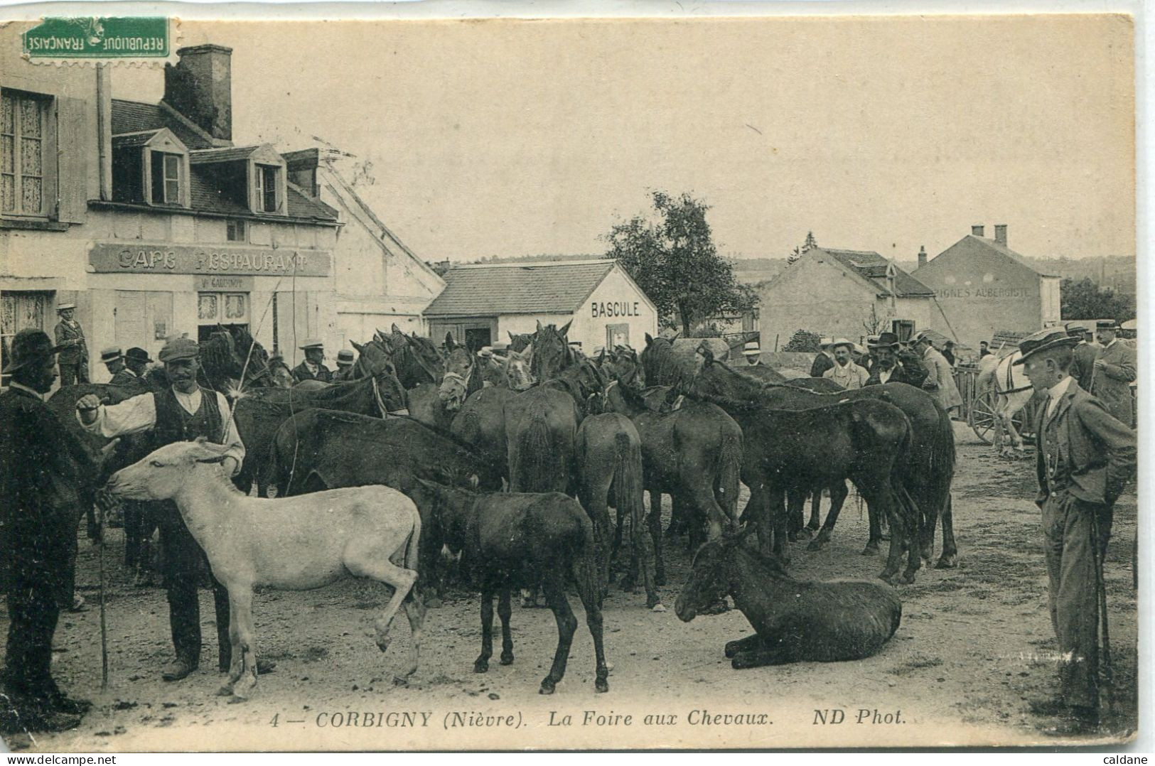 - 58 -NIEVRE- CORBIGNY -La Foire Aux Chevaux - Markets