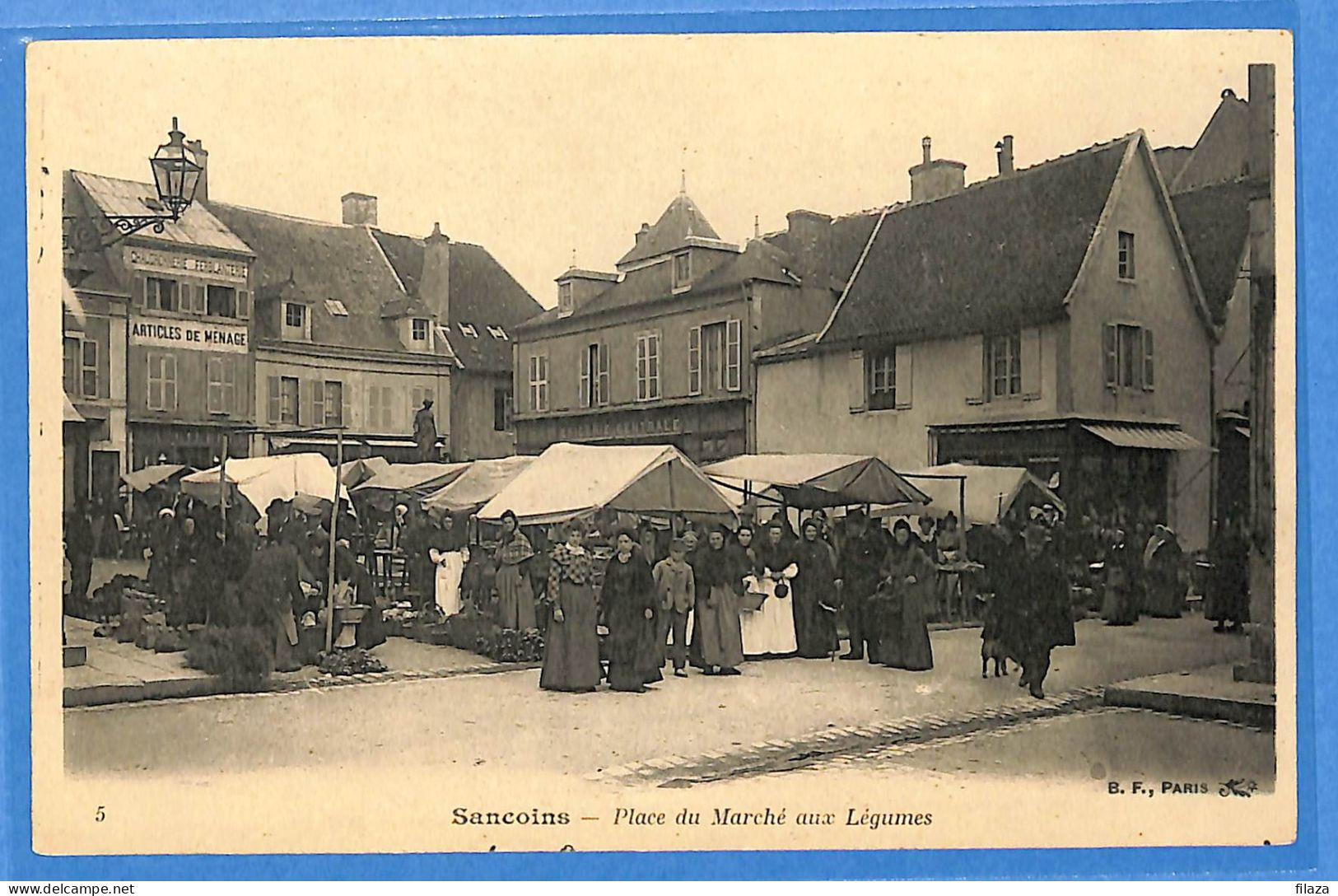 18 - Cher - Sancoins - Place Du Marche (N15414) - Sancoins