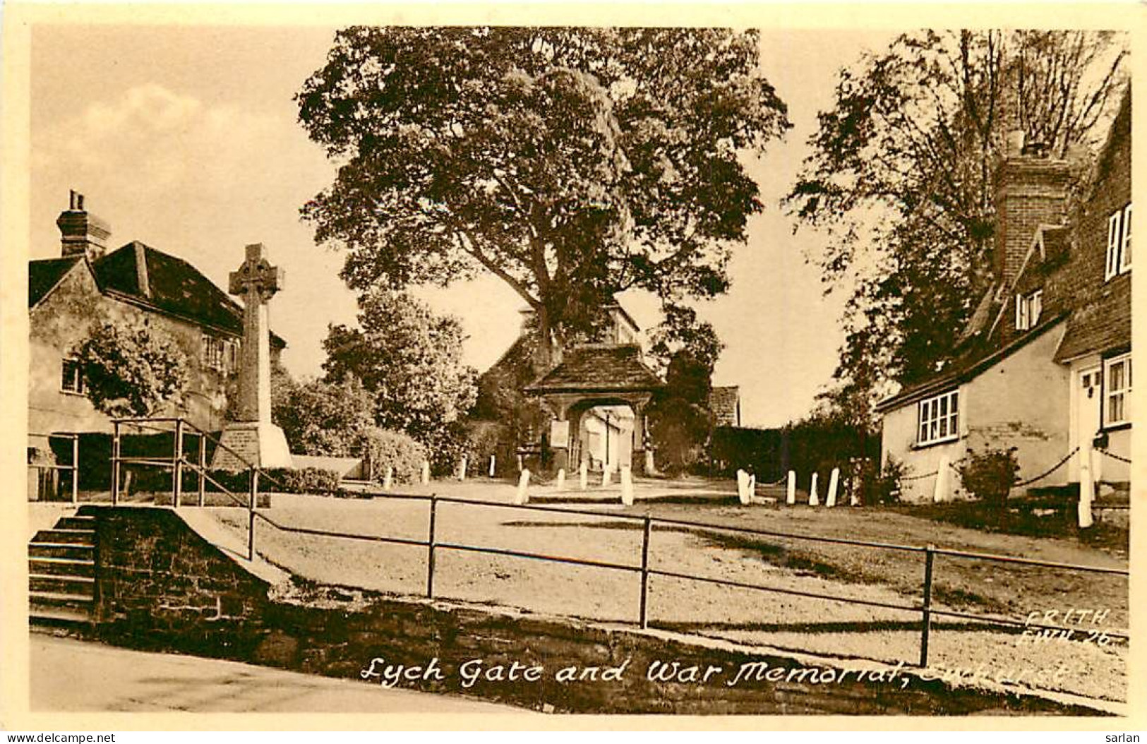 Angleterre , Surrey , EWHURST , *  475 28 - Surrey