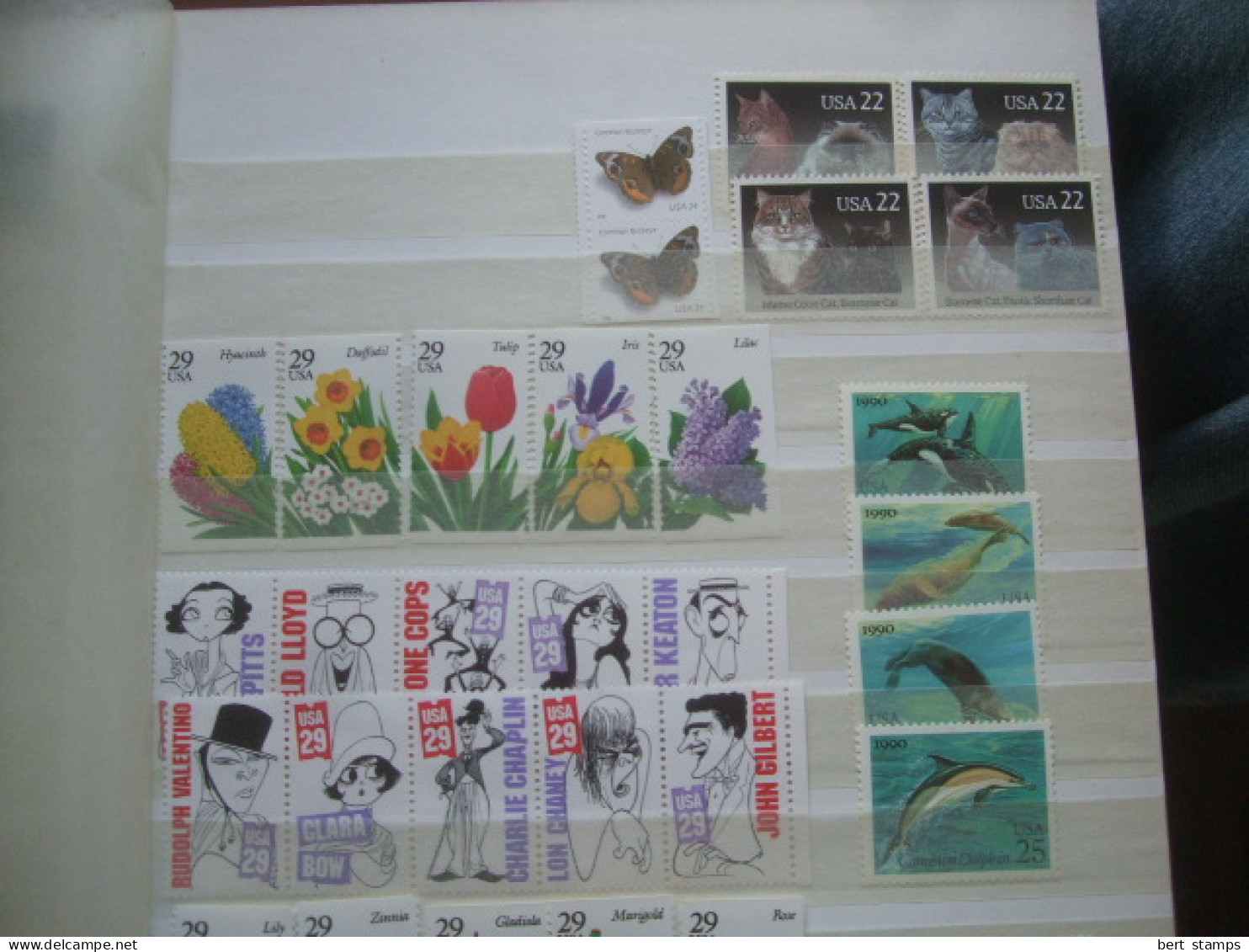 Stockbook with USA MNH