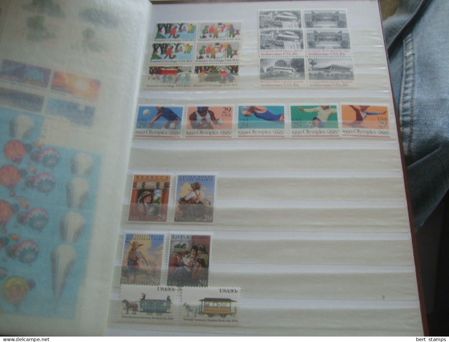 Stockbook with USA MNH