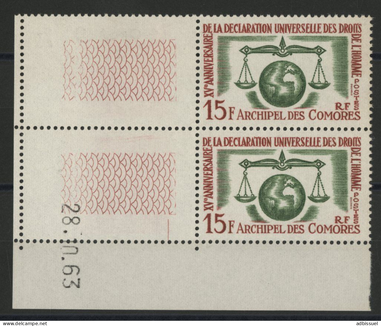COMORES N° 28 PAIRE Neuve ** Sans Charnière (MNH) Avec Coin Daté Du 28/10/63 - Unused Stamps