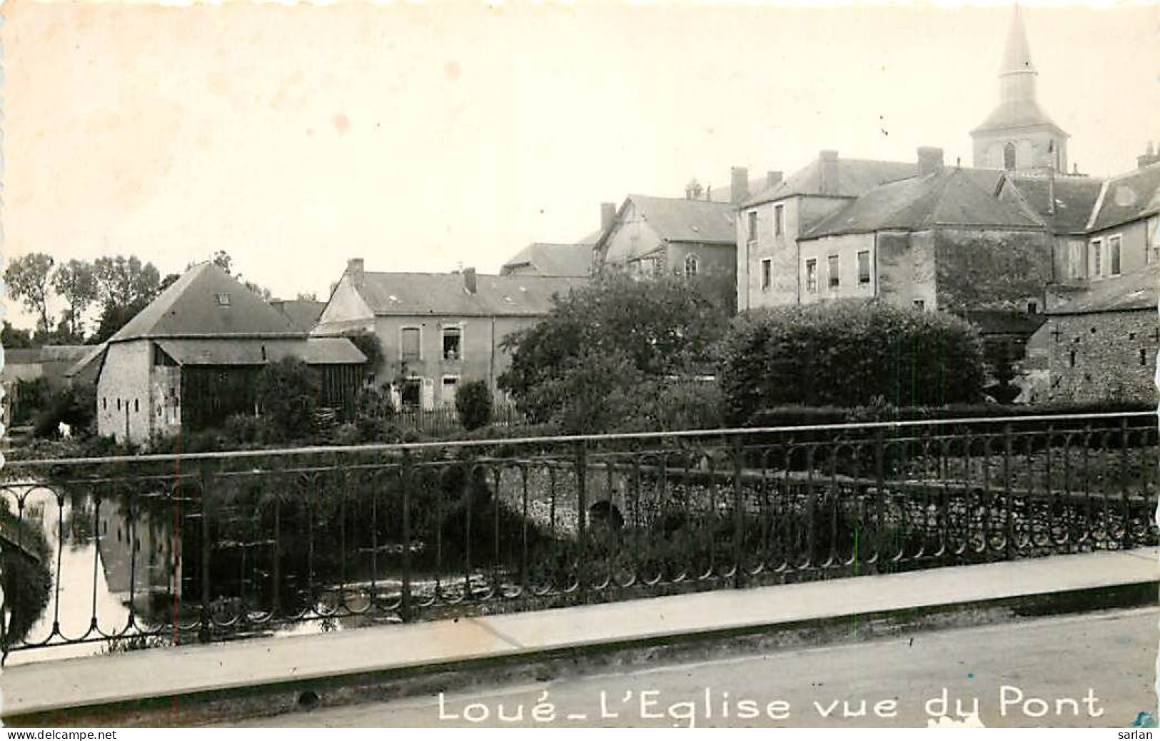 72 , LOUE , L'église Vue Du Pont , *  484 72 - Loue