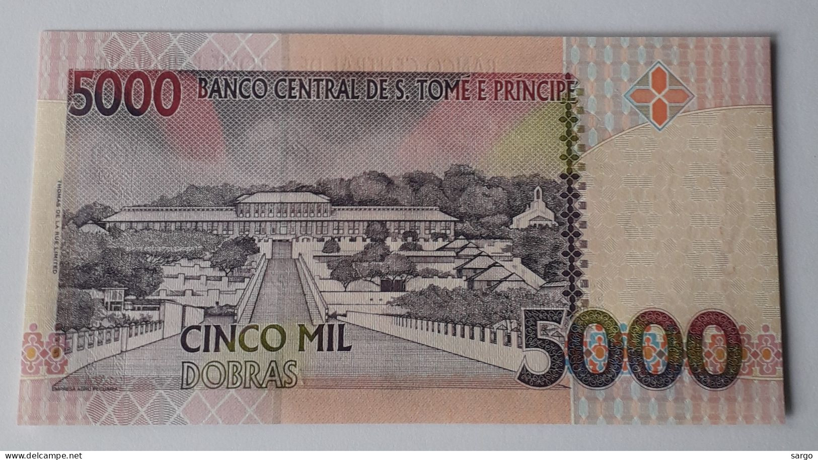 SAINT THOMAS AND PRINCIPE  - 5.000 DOLLARS - P 65  (1996) - UNC -  BANKNOTES - PAPER MONEY - São Tomé U. Príncipe