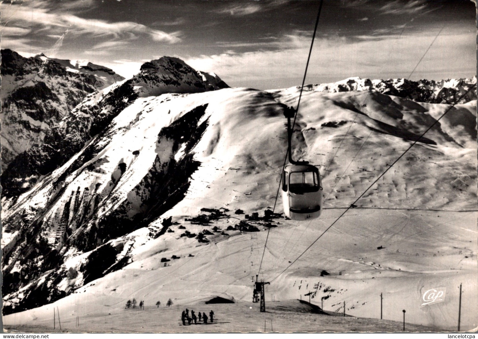 38 - ALPE DE VENOSC / LES PISTES DE PIED MOUTET - Vénosc