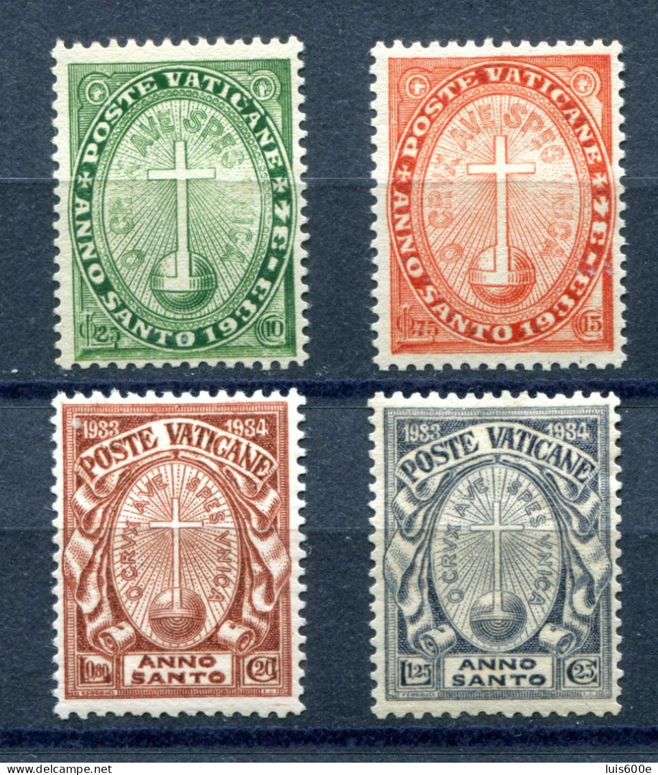 1933.VATICANO.YVERT 40/43*.NUEVOS CON FIJASELLOS.(MH)CATALOGO 75 € - Neufs