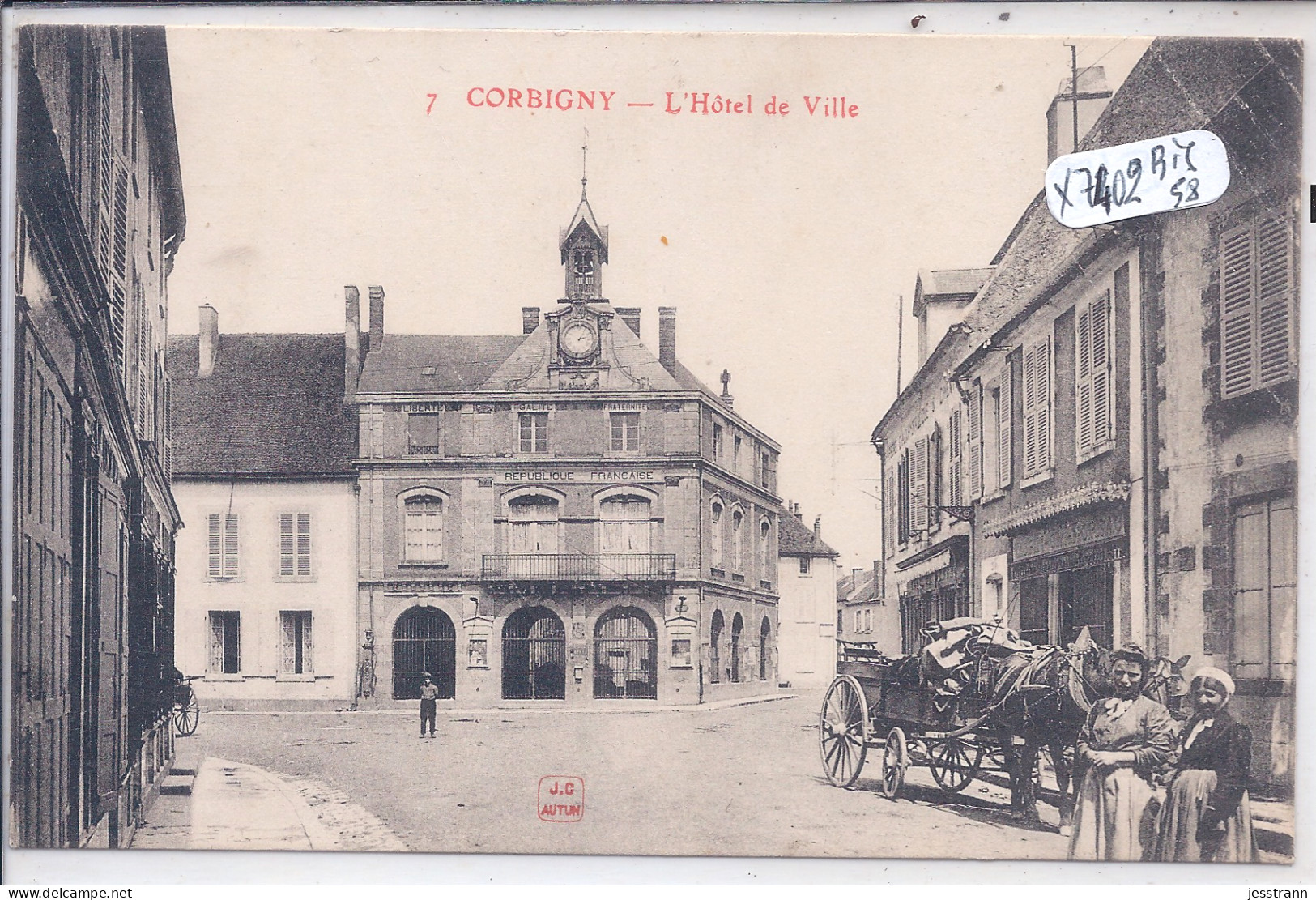 CORBIGNY- L HOTEL DE VILLE - Corbigny