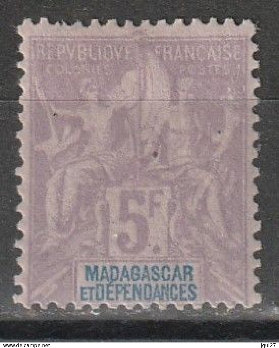 Madagascar N° 42 * Une Dent Rognée - Neufs