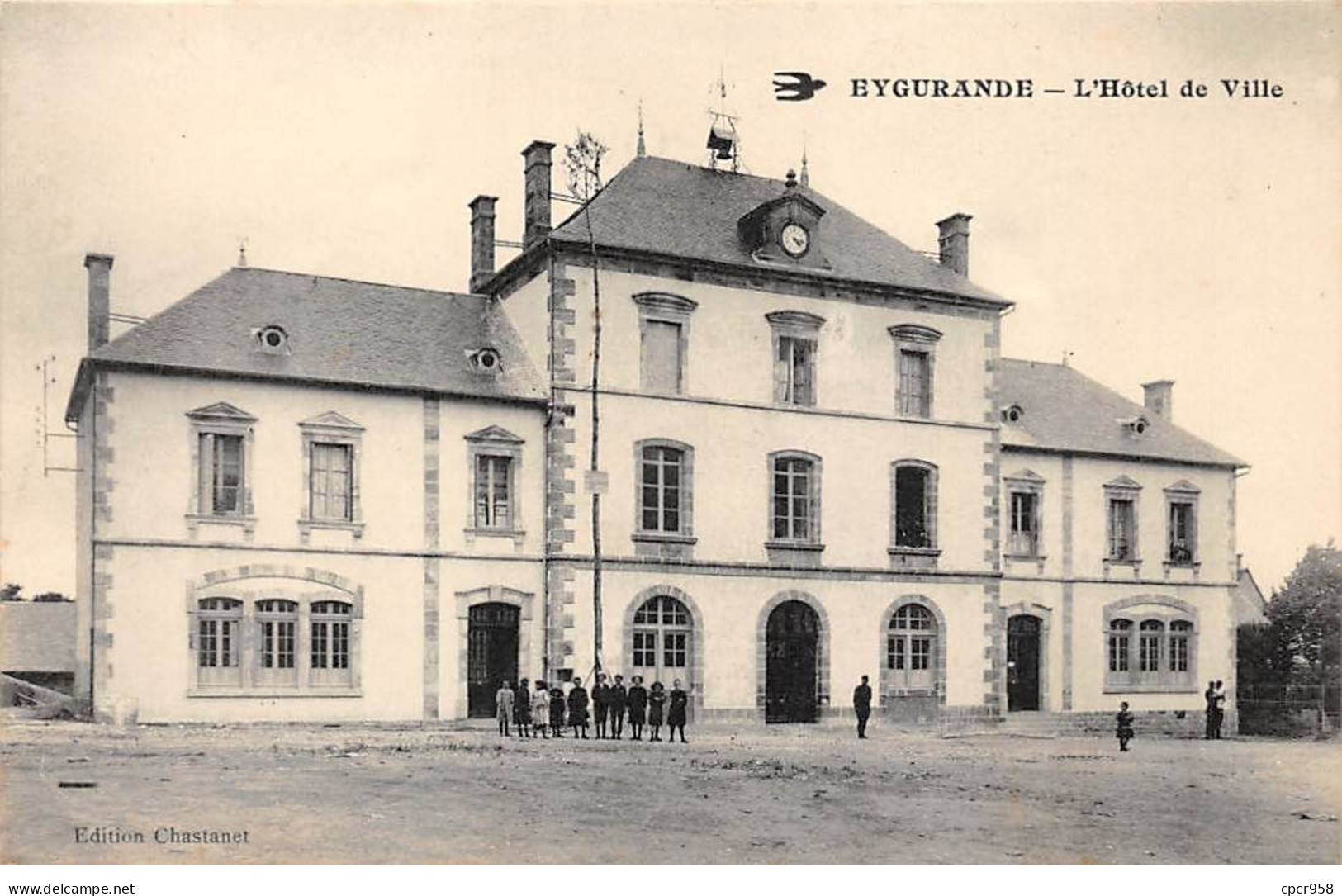 19 - EYGURANDE - SAN44540 - L'Hôtel De Ville - Eygurande