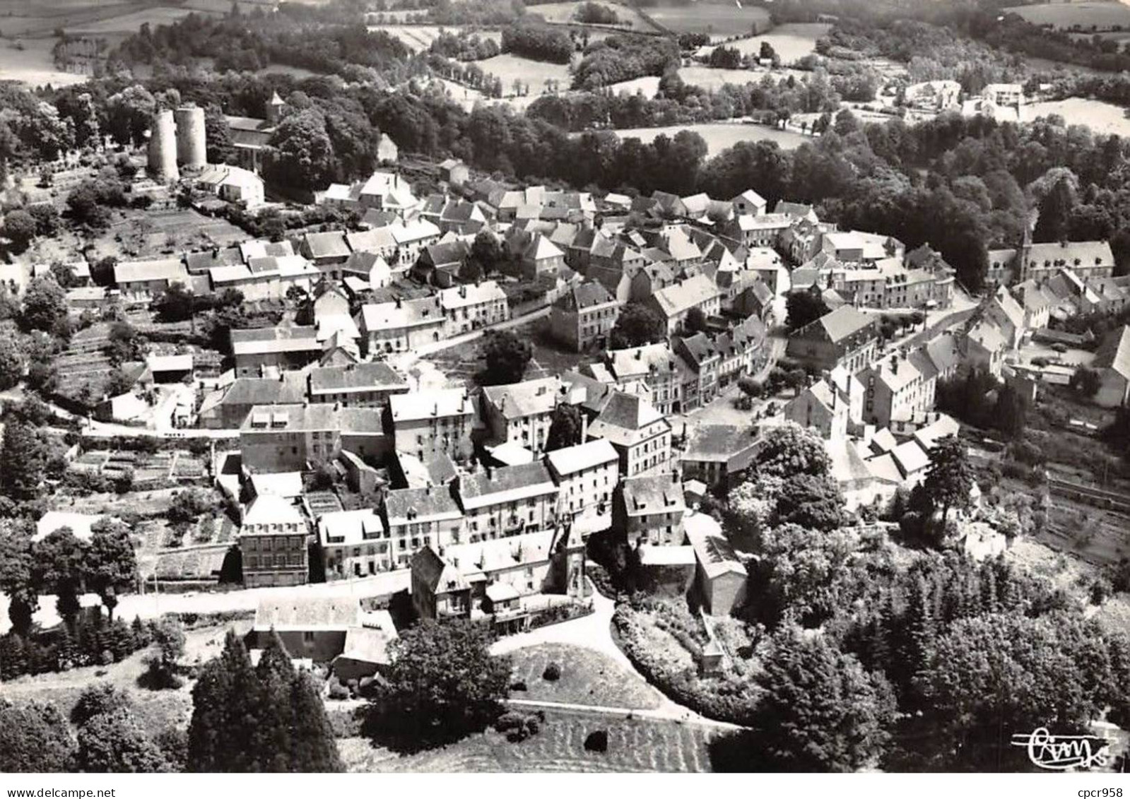 23 . N°kri10439 . Crocq  . Vue Generale De La Coquette Cité  .n°7-34 A   .edition Combier . Cpsm 10X15 Cm . - Crocq