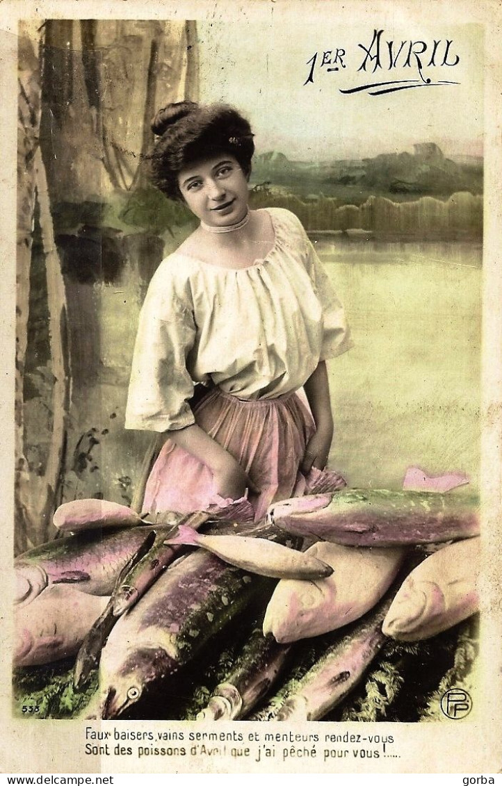 *CPA - 1er Avril - Femme Avec Nombreux Poissons - 1er Avril - Poisson D'avril